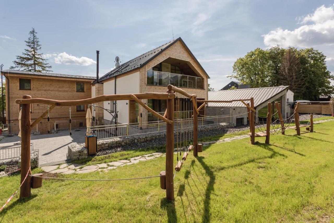 ARIETES MARMONT Apartmány **** Štrbské Pleso Kültér fotó